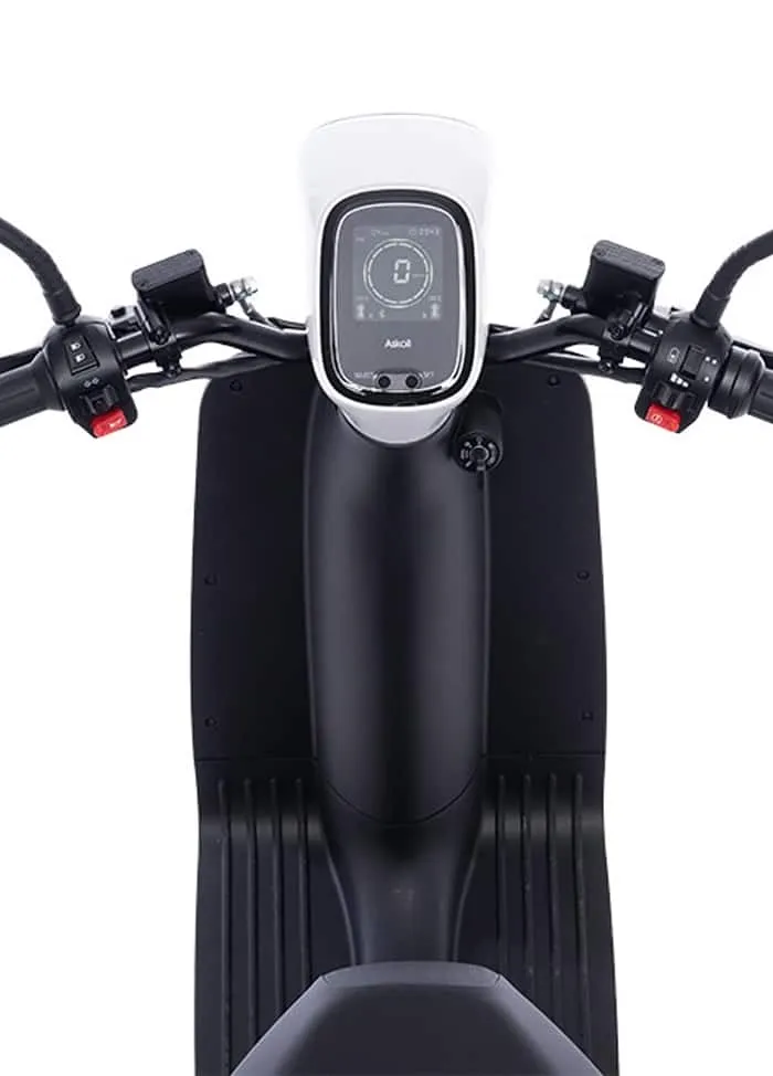 Askoll eSPro 70 — top view, footboard and saddle
